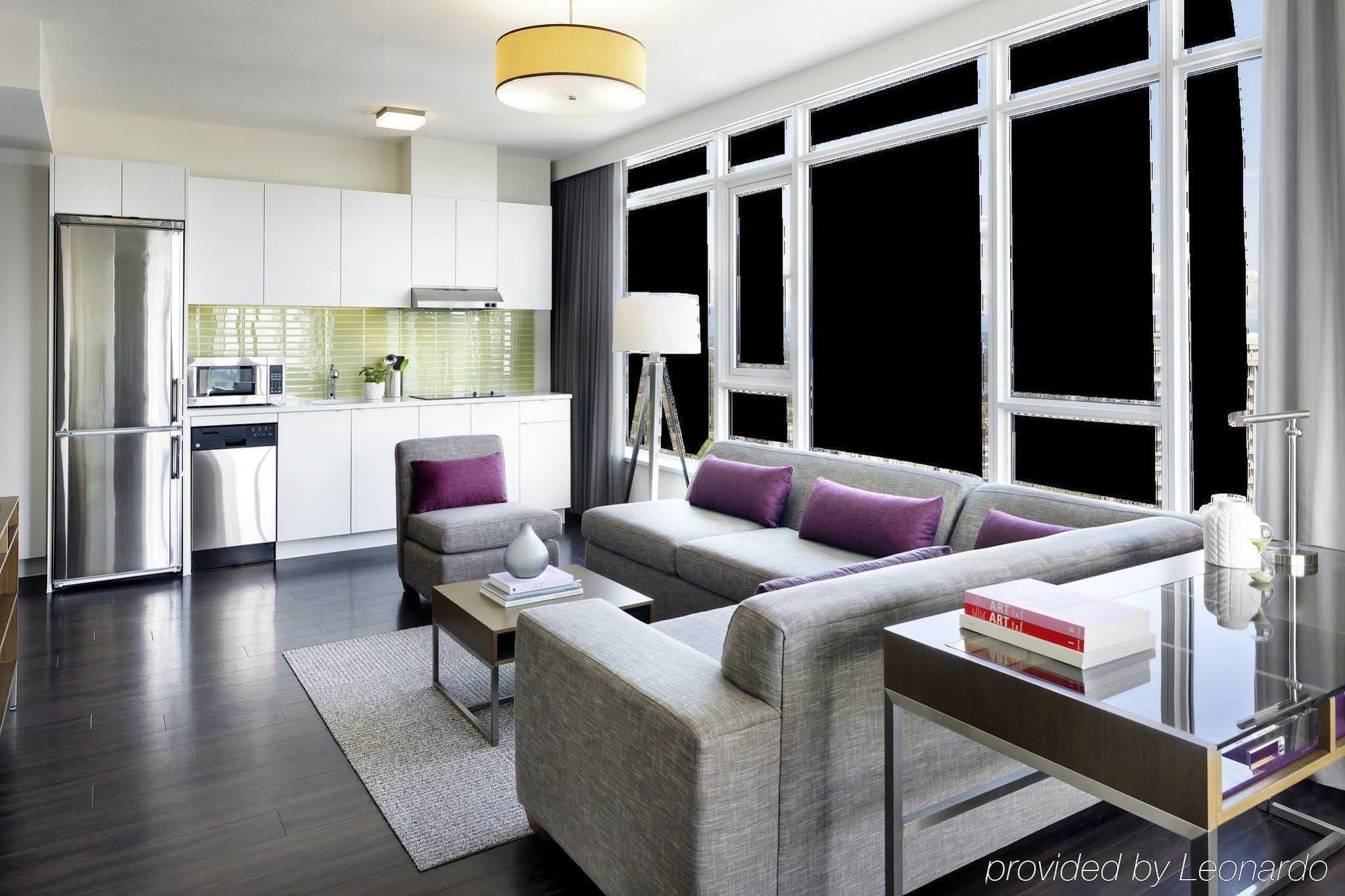 Element Vancouver Metrotown Burnaby Extérieur photo